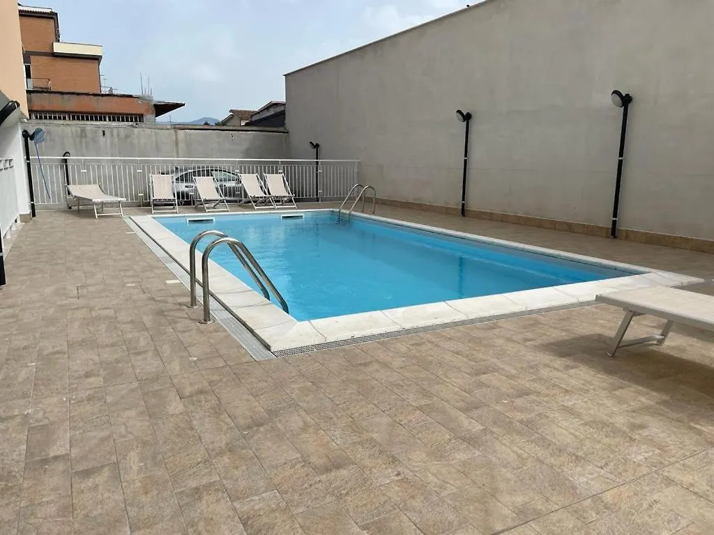 La Casa Di Valeria Con Piscina Apartment Rome