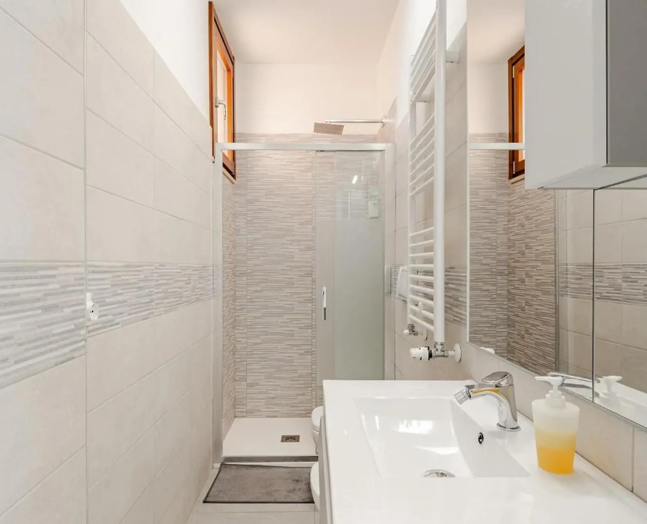 Apartmán La Casa Di Valeria Con Piscina Řím 0*,  Itálie